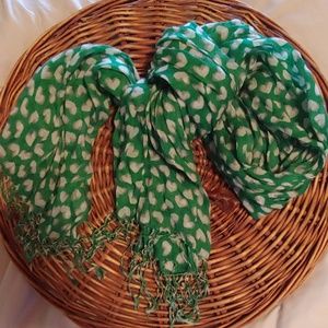 Old Navy Green and White Heart Scarf
